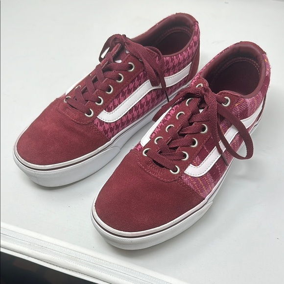 Vans Size 9 - Picture 1 of 7